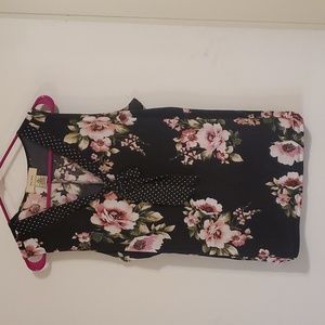 Sleeveless floral top